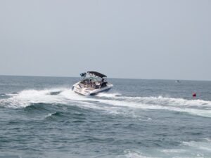 Вейсерфинг за катером MasterCraft