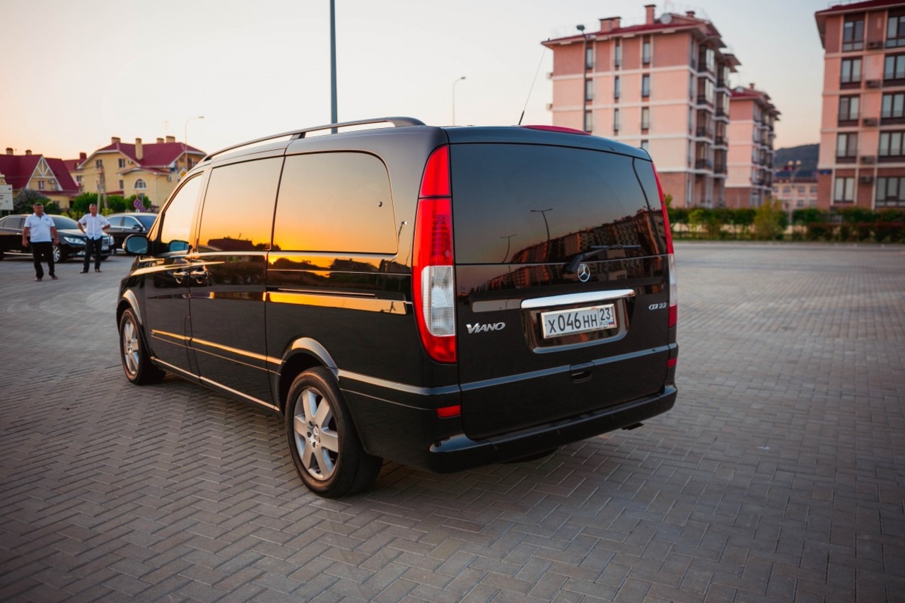Mercedes-Benz V-Class
