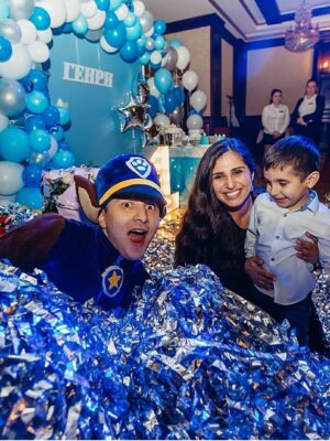 Серебряное шоу и вечеринка в TikTok Серебряное шоу и вечеринка в TikTok